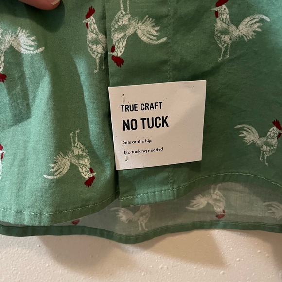 Men’s Large True Craft short sleeve “No tuck” button down, green, NWT - Picture 4 of 5